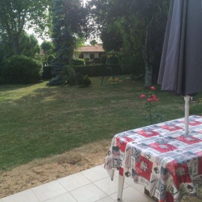 Terrasse avec vue sur jardin 